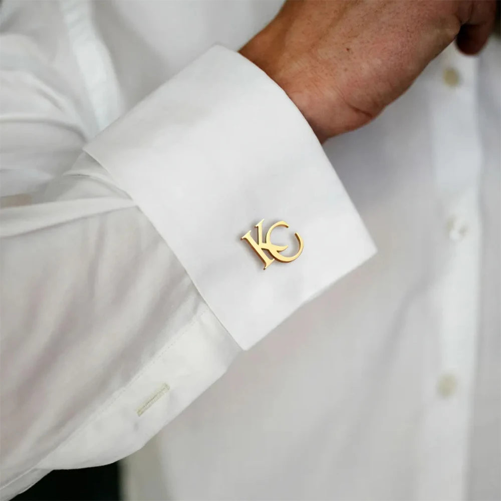 Manschettknappar i rostfritt stål med personlig initial